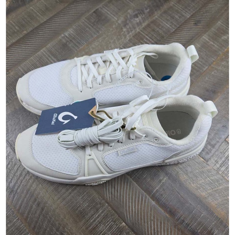 OluKai Anau M Mens Pickleball Shoes Bright White Sneakers 10545-WBWB Size 10 NWT